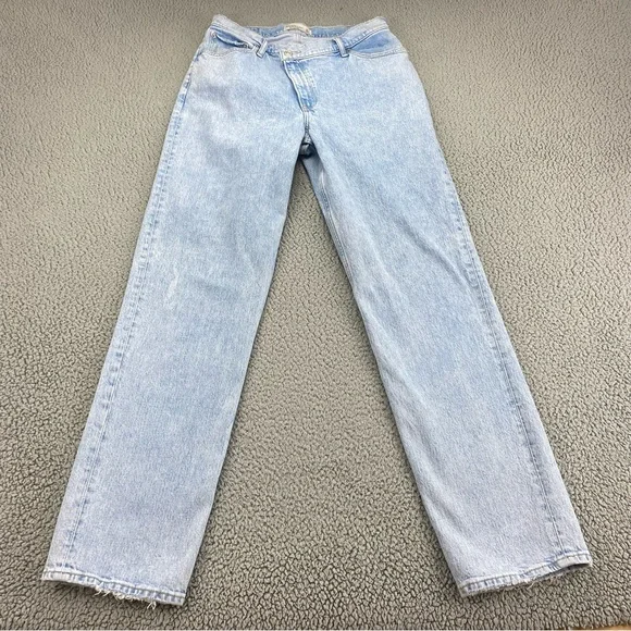 Abercrombie & Fitch The 90's Straight Ultra High Rise Jeans  |   Size:  31/12 XL - Picture 2 of 16